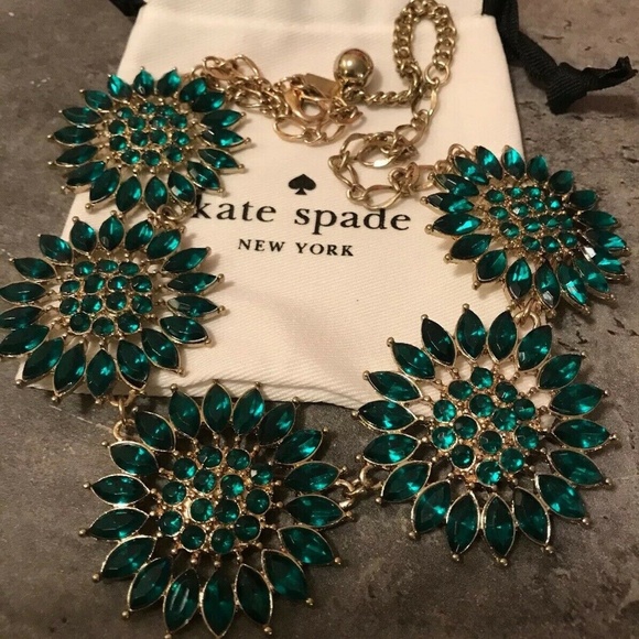 NEW Kate Spade Emerald Green Star Flower Necklace - Picture 5 of 8